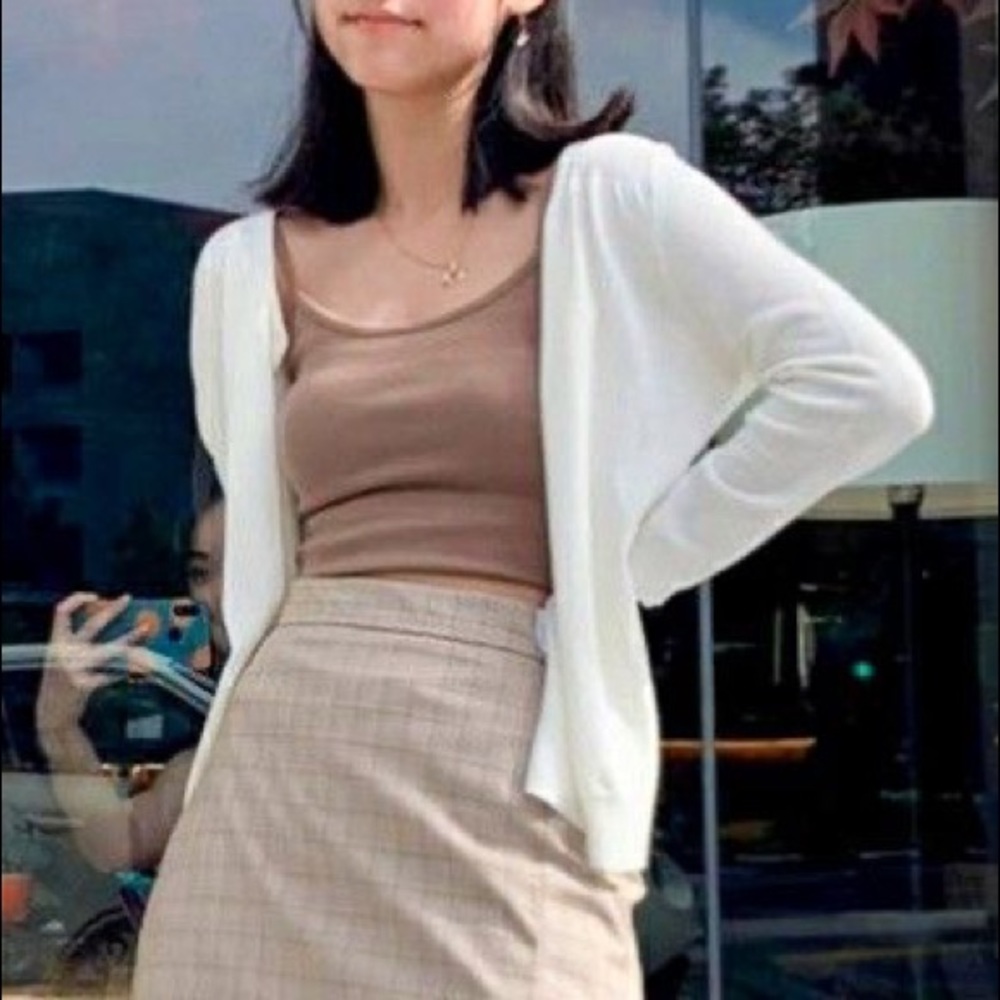 Uniqlo Cardigan Size S | White